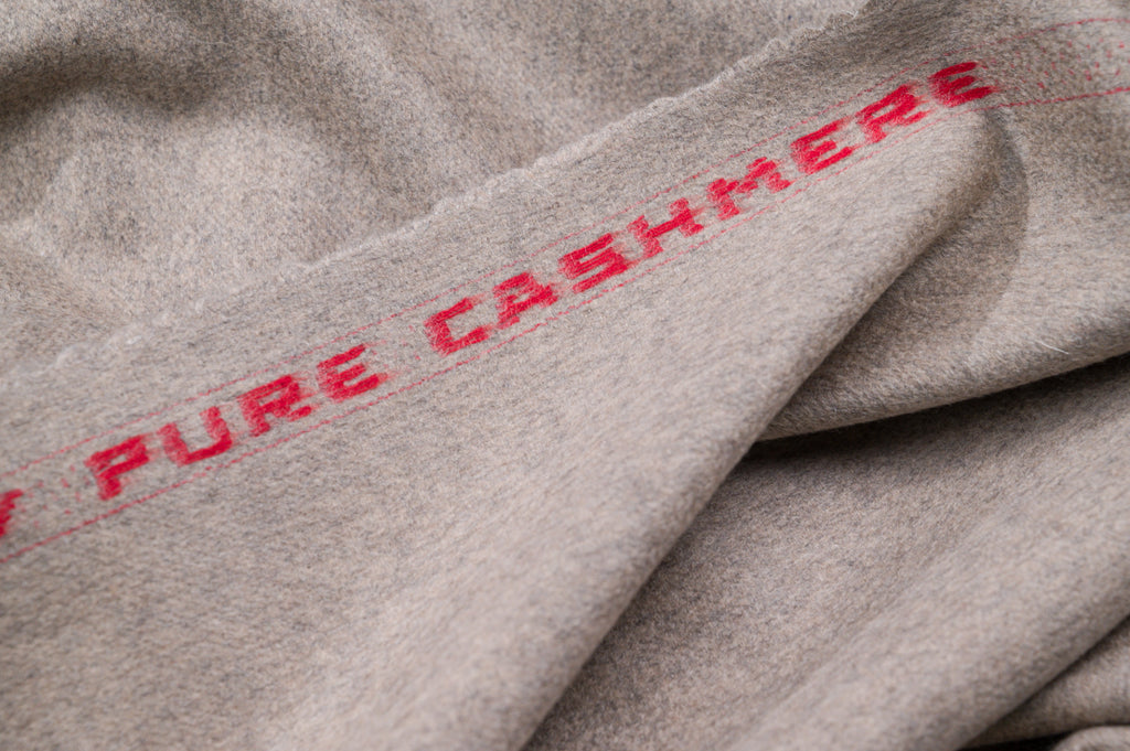 Cesare Gatti 100% Pure Cashmere Fabric 450g Natural Beige Luxury Coat Weight