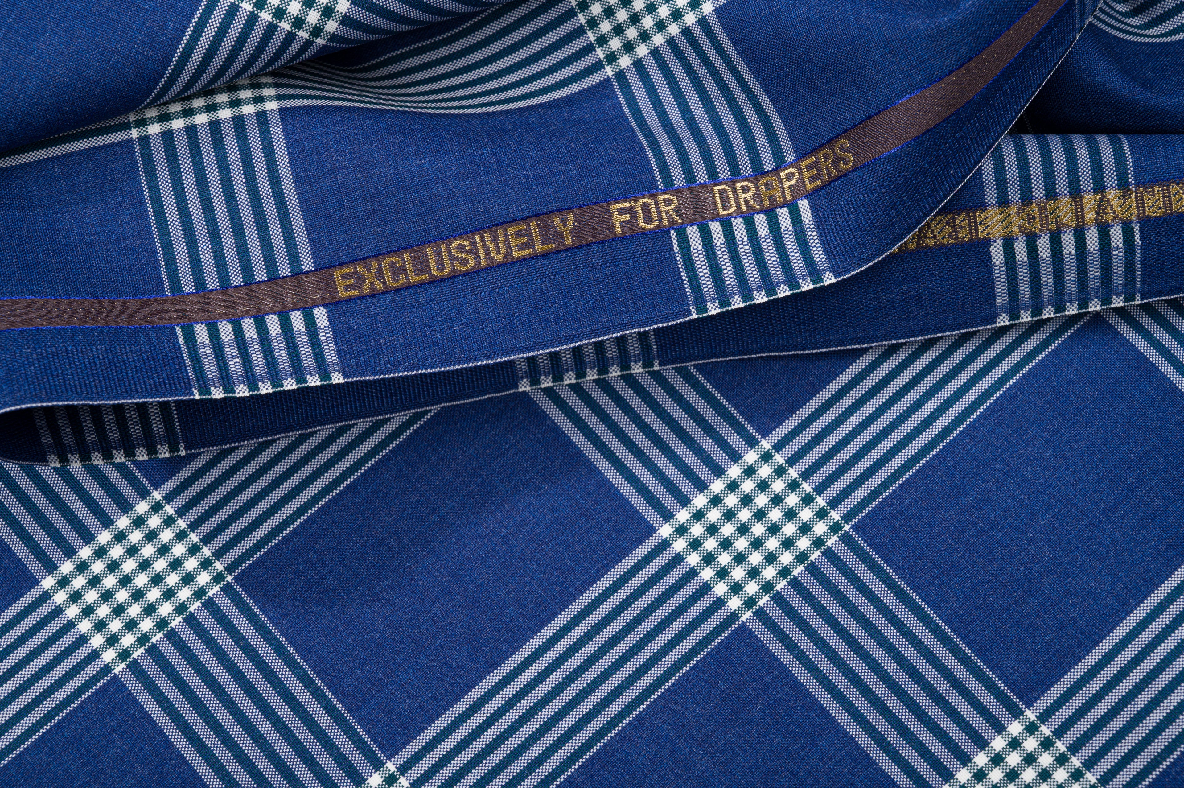 Exclusive for Drapers Light Panama Super 120’s