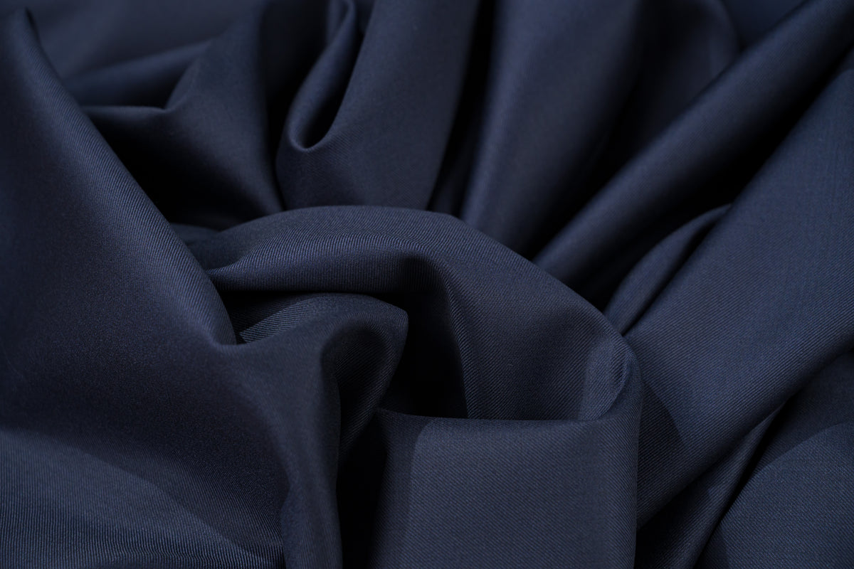 Drago Biella Super 120s Pure Wool Suit Fabric Navy Blue 260g 3.1m Bespoke Italy