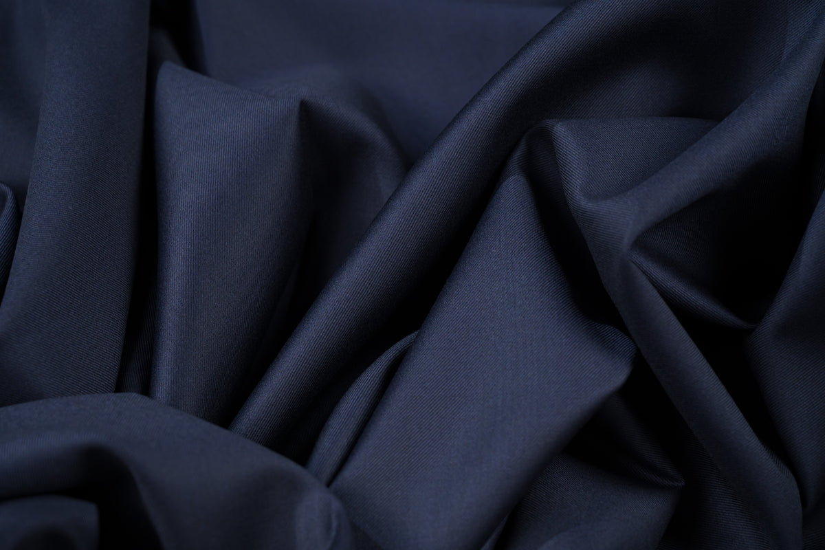 Drago Biella Super 120s Pure Wool Suit Fabric Navy Blue 260g 3.1m Bespoke Italy
