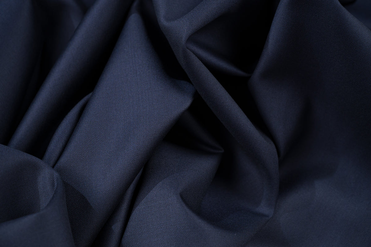 Drago Biella Super 120s Pure Wool Suit Fabric Navy Blue 260g 3.1m Bespoke Italy