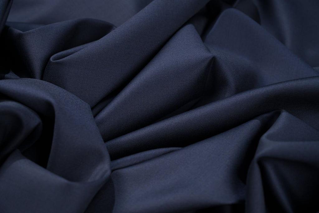 Drago Biella Super 120s Pure Wool Suit Fabric Navy Blue 260g 3.1m Bespoke Italy