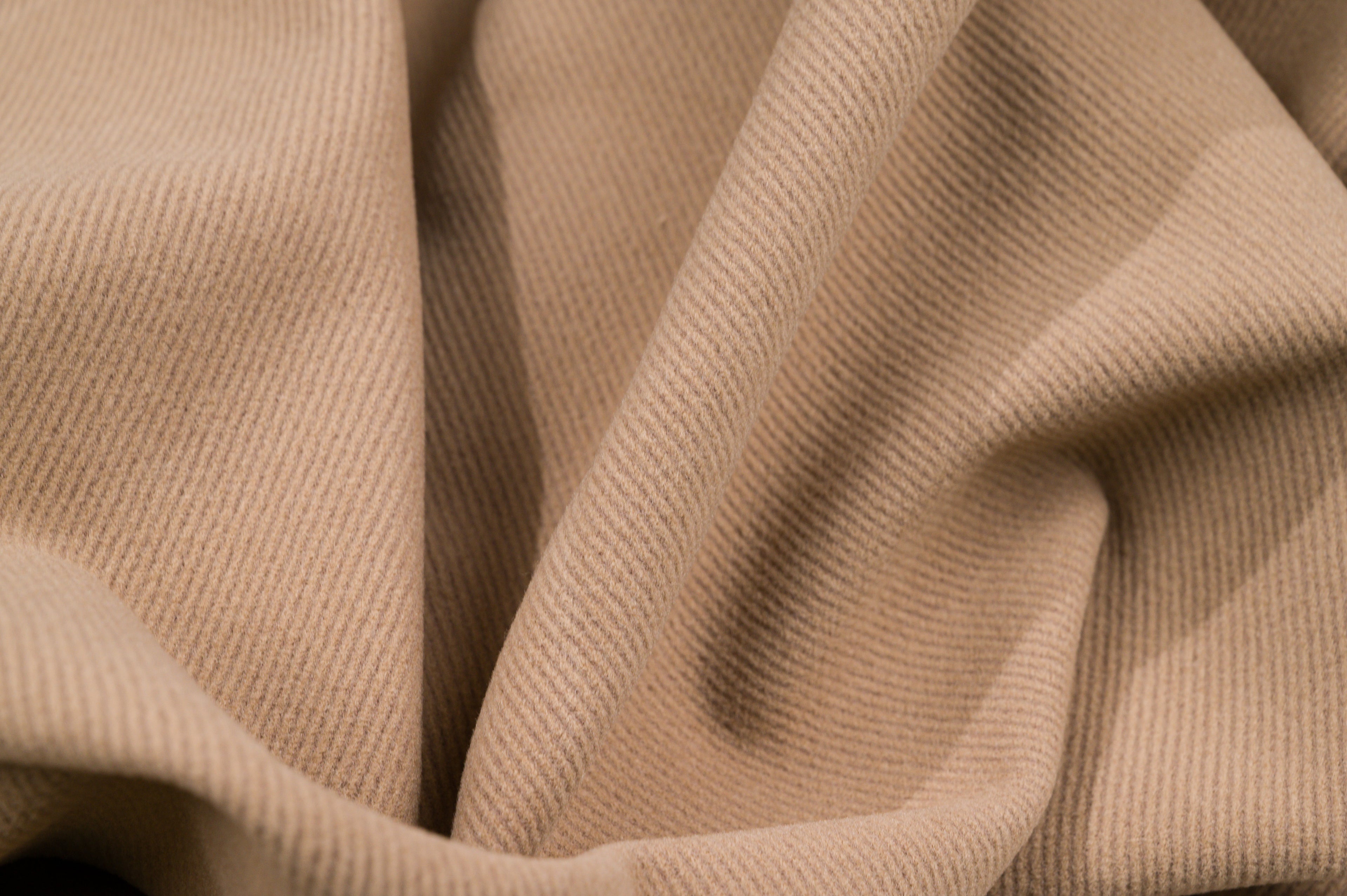 Vintage 100% Wool Jacketing - 2.8m - 380g - Heavyweight Camel Beige Twill Cloth