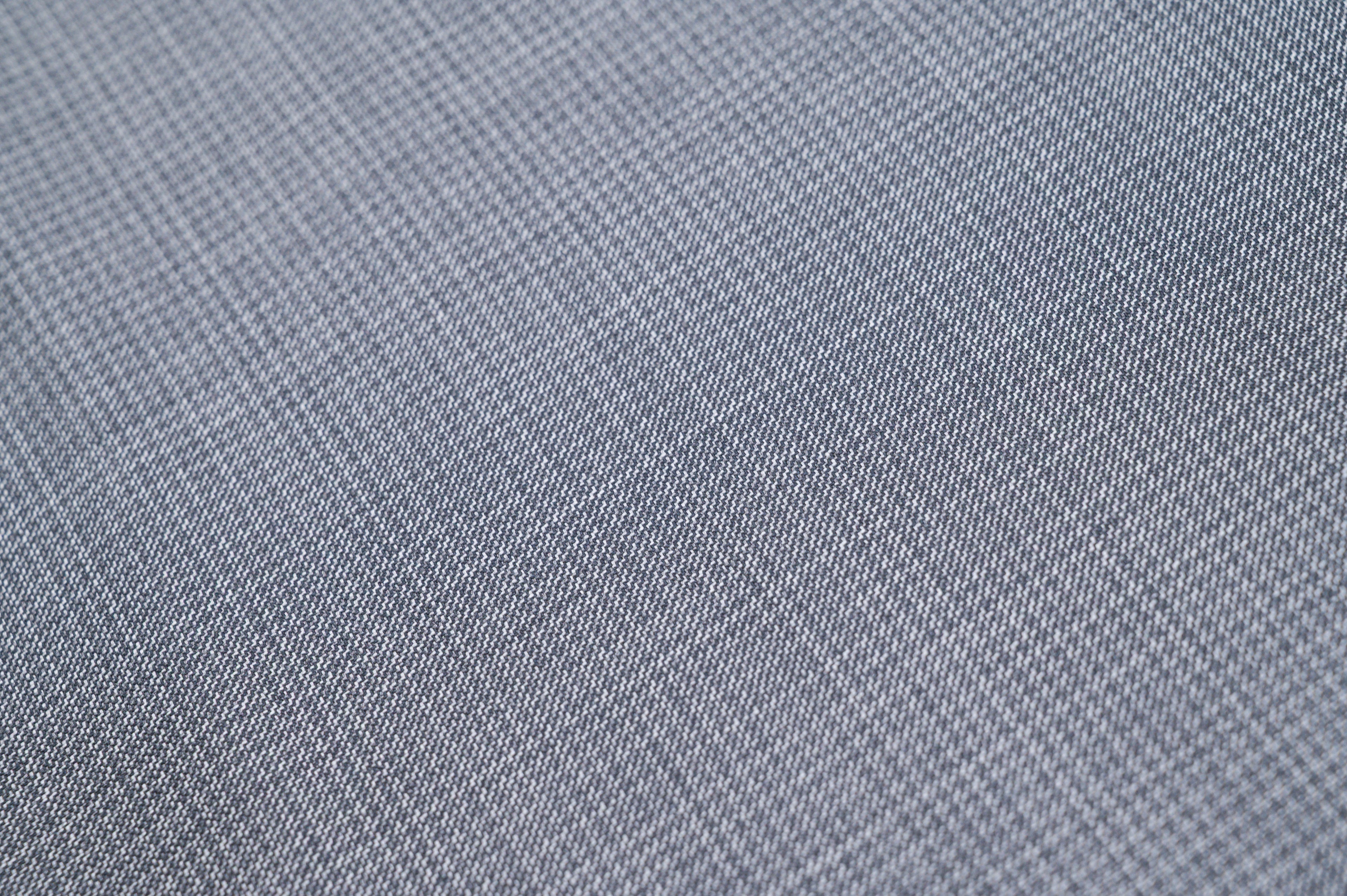 Vintage Grey Houndstooth Wool - 100% Virgin Wool - 260g - Classic Pied de poule