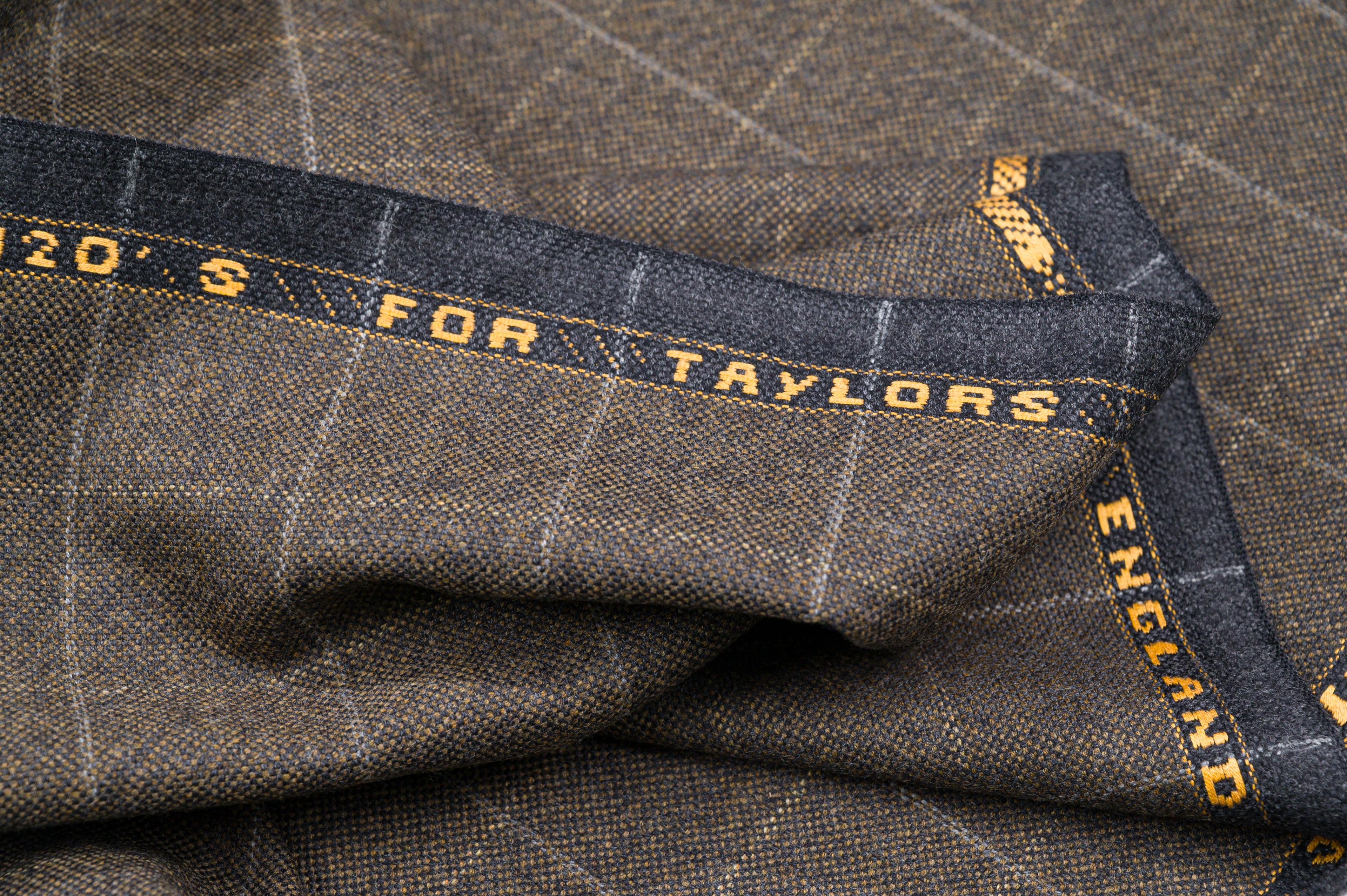 Vintage Fine England Super 120's Wool - 1.7m - 350g - Dark Brown