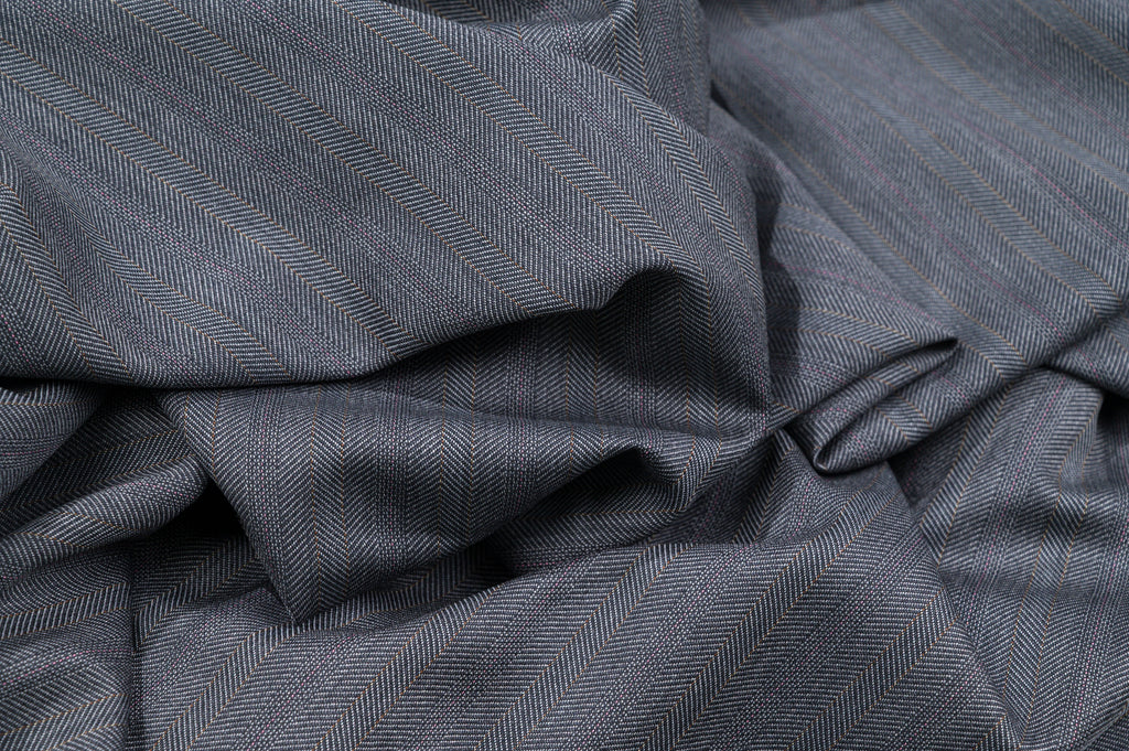Vintage Wool Suiting - 3m - 100% Virgin Wool - 250g - Herringbone w/ Red Stripe