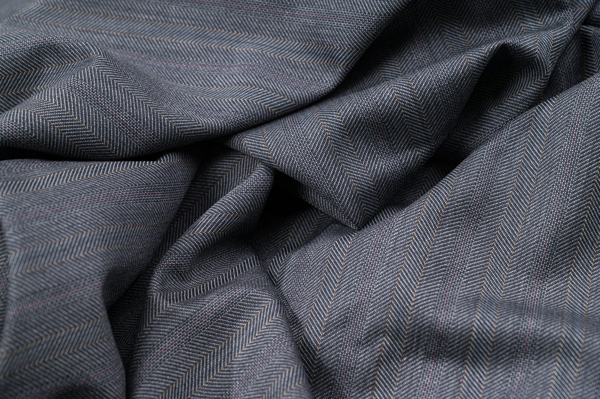 Vintage Wool Suiting - 3m - 100% Virgin Wool - 250g - Herringbone w/ Red Stripe