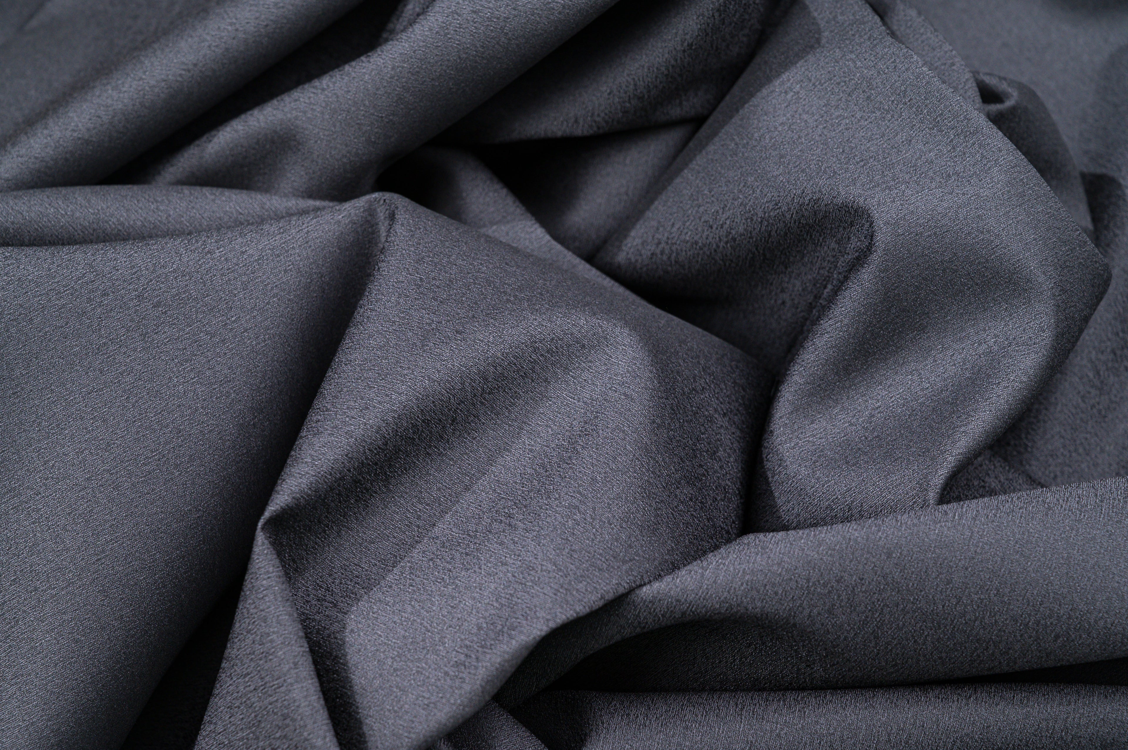 Vintage Luxury Suiting - 3.5m - 55% Wool 45% Silk - 265g