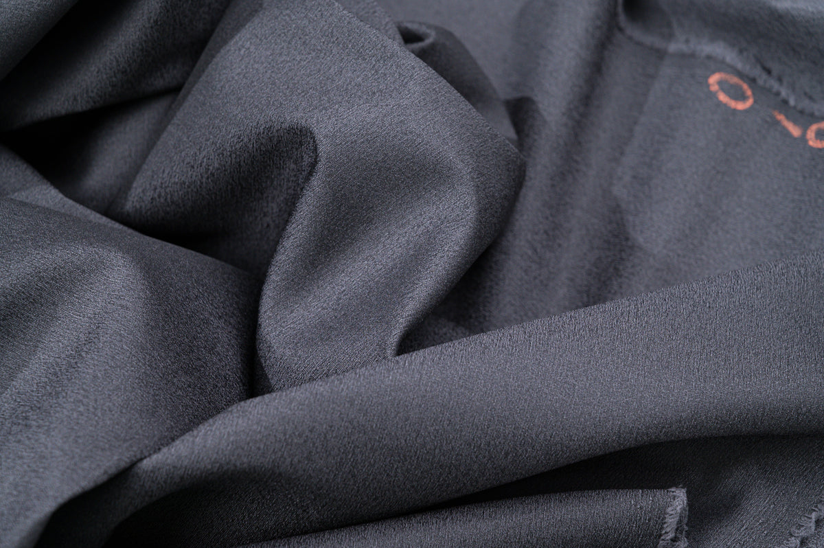 Vintage Luxury Suiting - 3.5m - 55% Wool 45% Silk - 265g