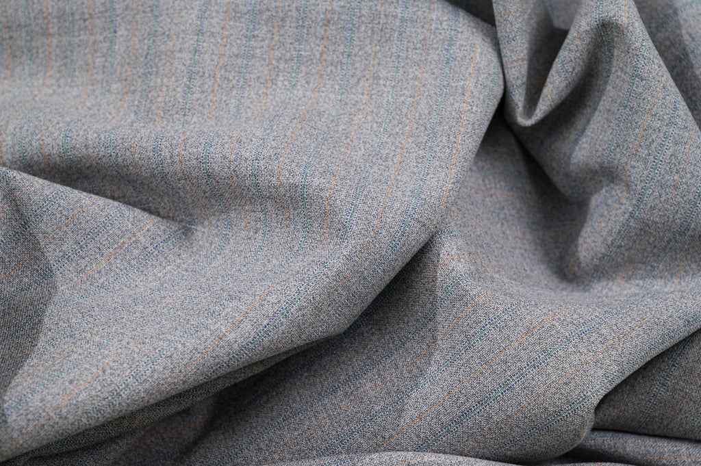 Vintage "Explorer" 100% Wool - 3m - 210g - Ultra-Light Grey Suiting