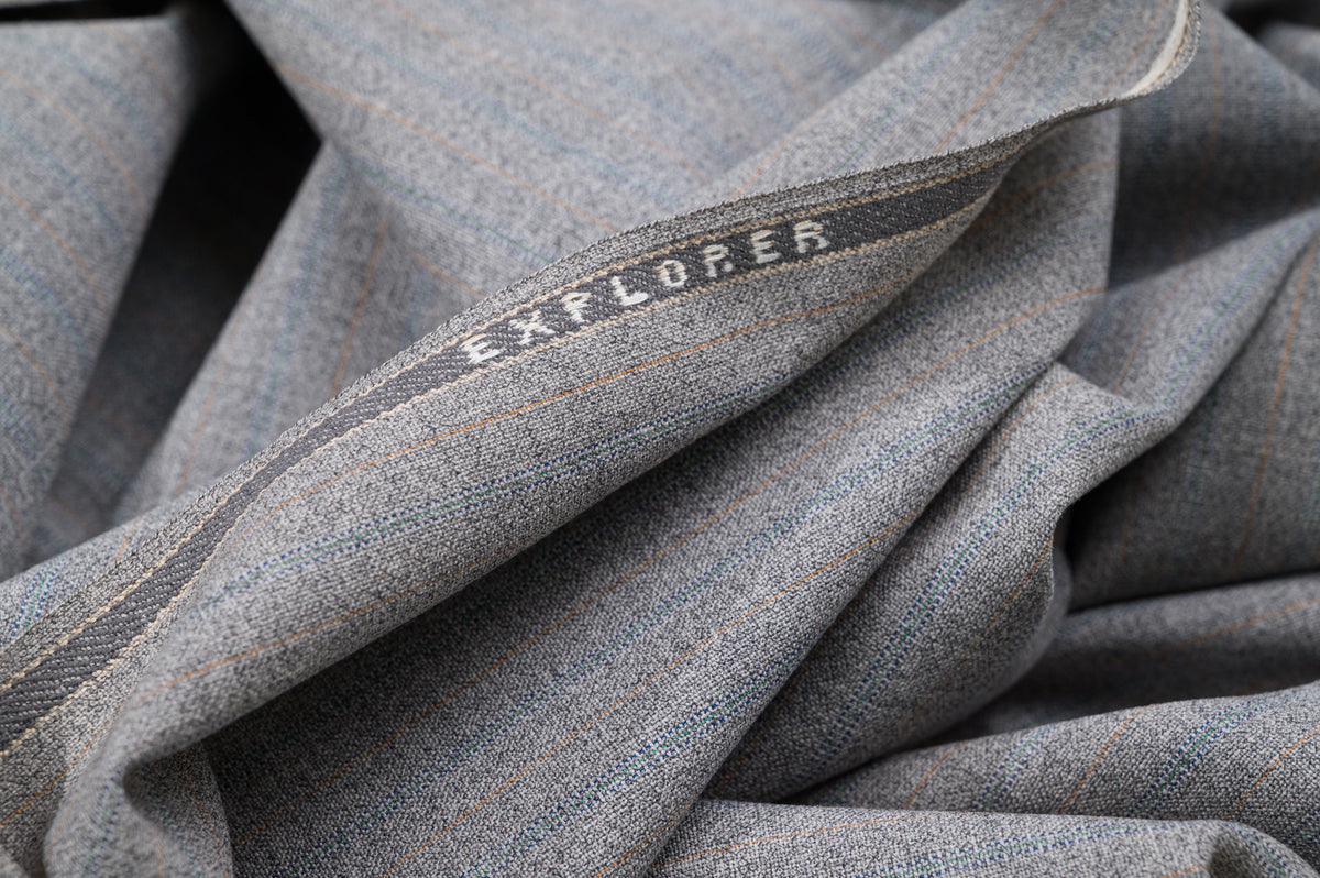 Vintage "Explorer" 100% Wool - 3m - 210g - Ultra-Light Grey Suiting