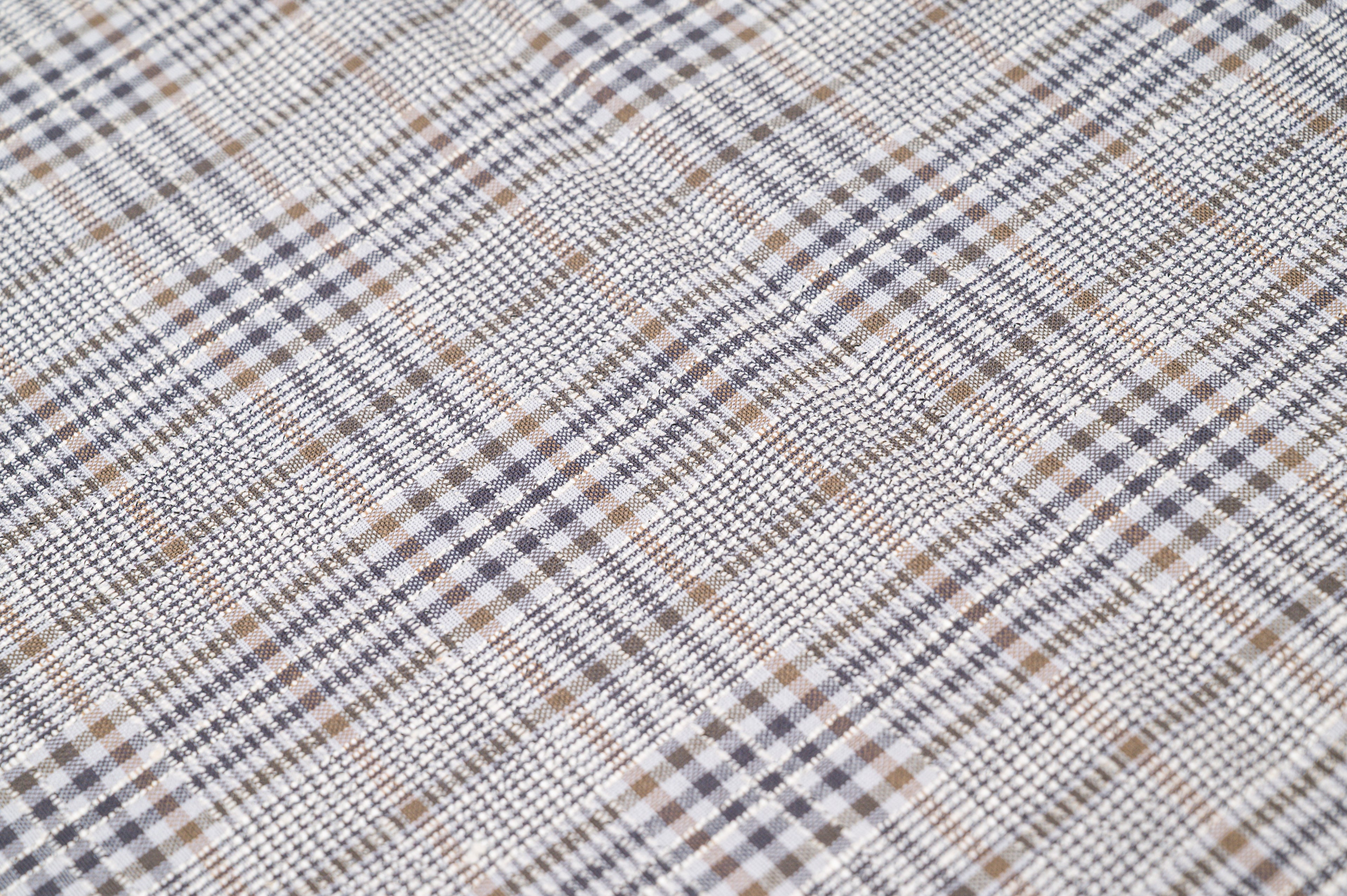 Vintage 100% Wool Jacketing - 1.8m - 250g - Glen Plaid Prince of Wales with Gold