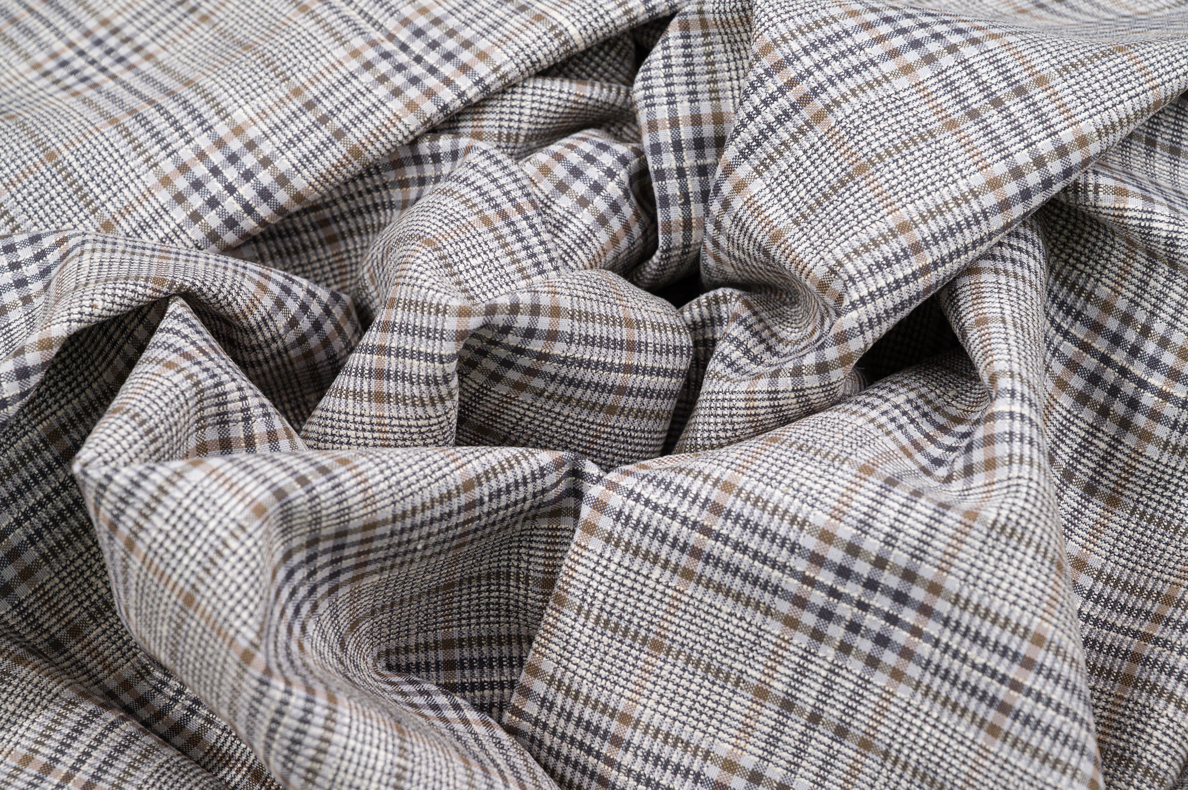 Vintage 100% Wool Jacketing - 1.8m - 250g - Glen Plaid Prince of Wales with Gold