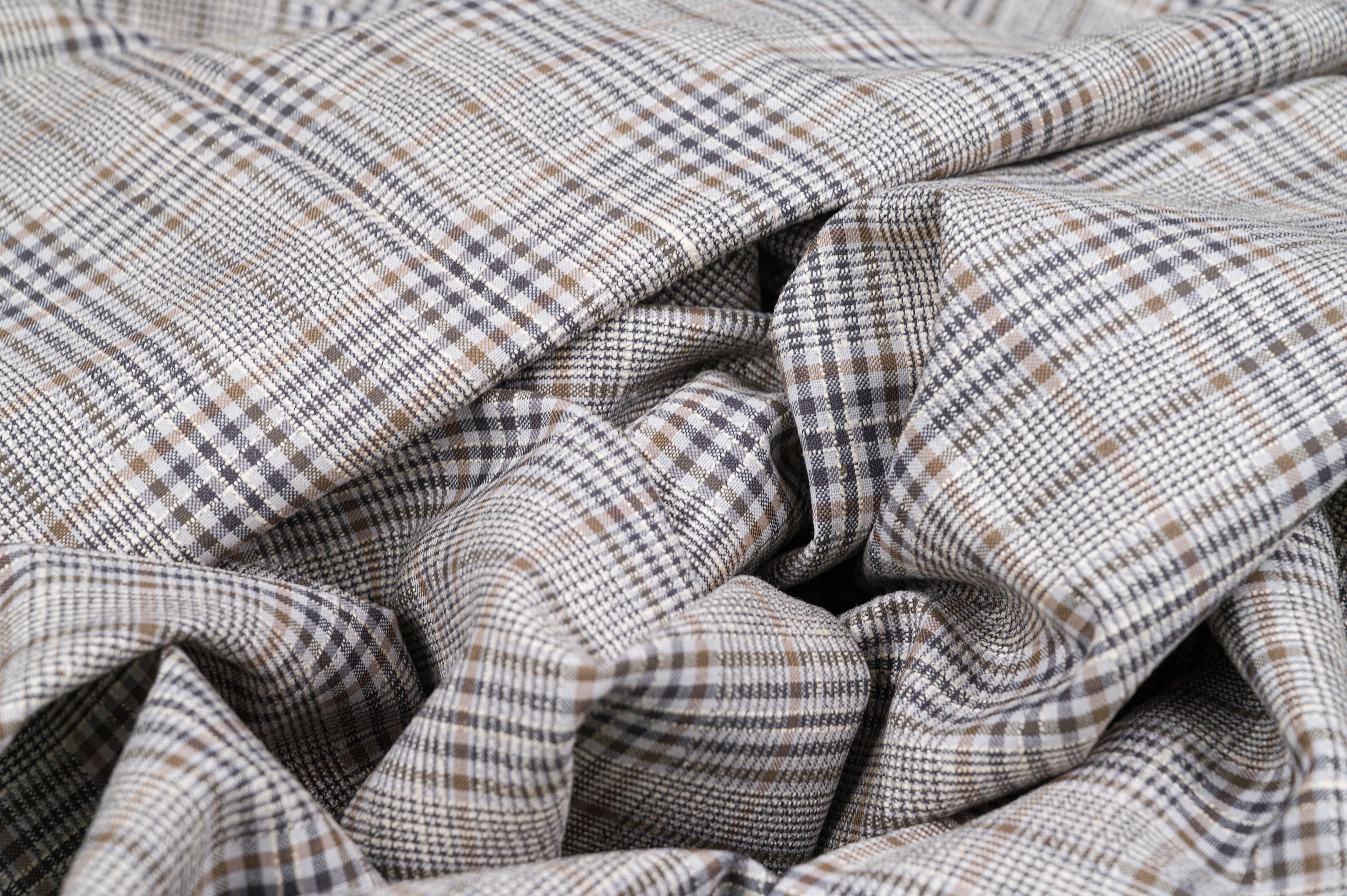 Vintage 100% Wool Jacketing - 1.8m - 250g - Glen Plaid Prince of Wales with Gold